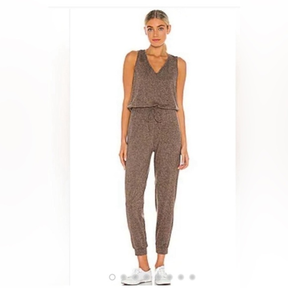 Lanston Sport NWT jumper. Lounge wear. Comparable to Lululemon. Revolve brand